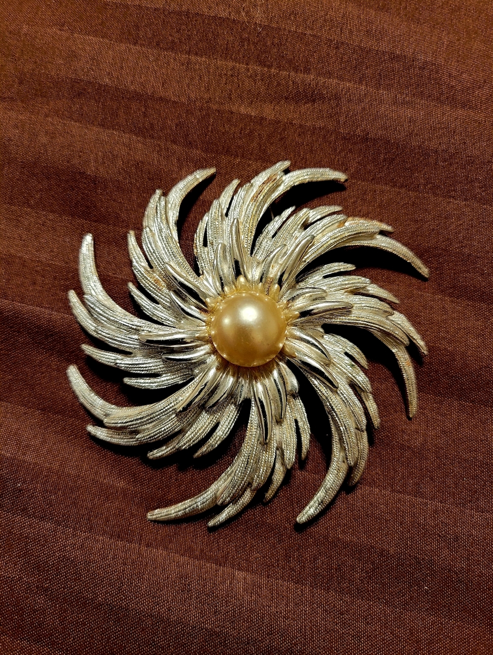 Brooch Bold Beautiful Signed SarahCov Vintage Gold Swirl Sunburst